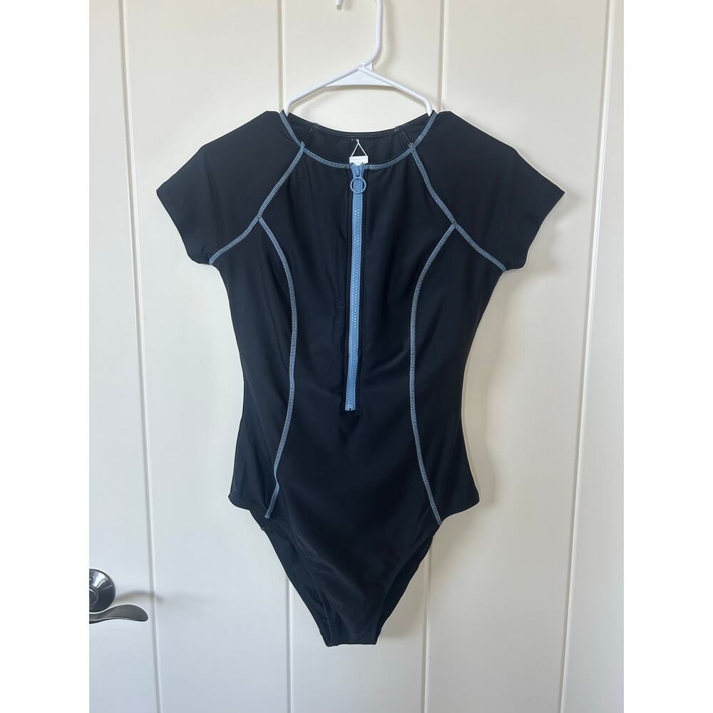 Cupshe Navy One Piece Rash Guard Front Zip Short Sleeve Swimsuit Size M
